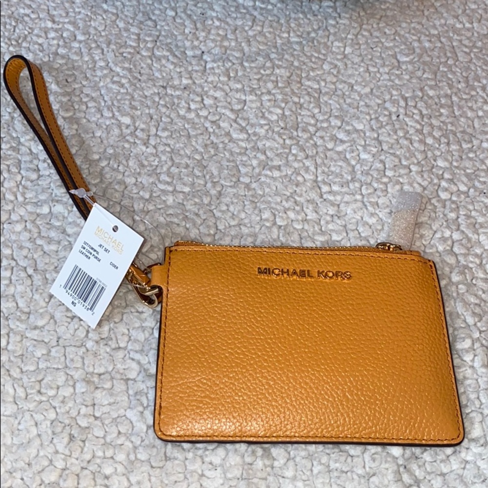 michael kors wristlet - Picture 1 of 4